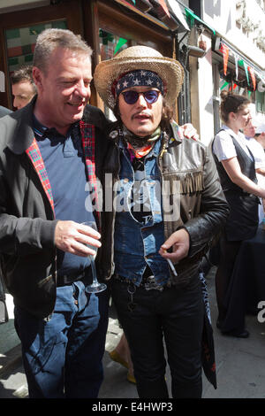 65. Jahrestag von Bar Italia in der Frith Street, Soho, London mit Suggs und Adam Ant Stockfoto