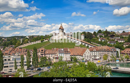 Blick auf Rhein und berühmten Munot Fortifiction. Schaffhausen, Schweiz. Stockfoto