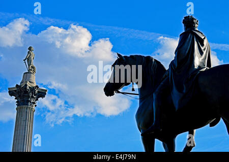 Nelson Säule und Statue von George IV, Trafalgar Square, City of Westminster, London, England, Vereinigtes Königreich Stockfoto