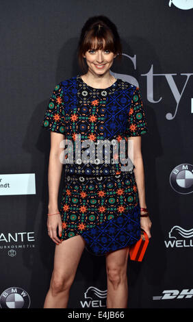 Berlin, Deutschland. 11. Juli 2014. Deutsches Model Eva Padberg besucht die Michalsky Stylenite bei der Berlin Fashion Week in Berlin, Deutschland, 11. Juli 2014. Foto: Jens Kalaene/Dpa/Alamy Live News Stockfoto