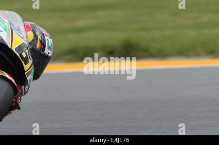 Hohenstein-Ernstthal, Deutschland. 13. Juli 2014. Germa MotoGP-Fahrer Stefan Bradl von LCR Honda Team während des deutschen Motorrad Grand Prix auf dem Sachsenring in Hohenstein-Ernstthal, Deutschland, 13. Juli 2014. Foto: Jan Woitas/Dpa/Alamy Live News Stockfoto