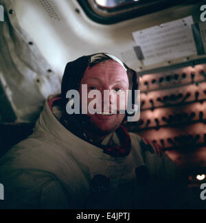 Neil Armstrong in die Mondfähre nach seinem historischen moonwalk Stockfoto