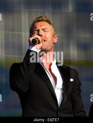 LONDON, ENGLAND - 13 Juli: Ronan Keating von Boyzone führt auf der Bühne British Summer Time Festival im Hyde Park am 13. Juli 2 Stockfoto