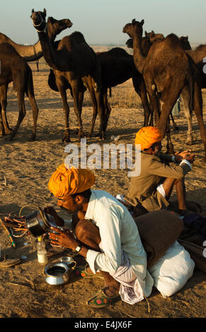 Im Boden in Pushkar Camel Fair Stockfoto