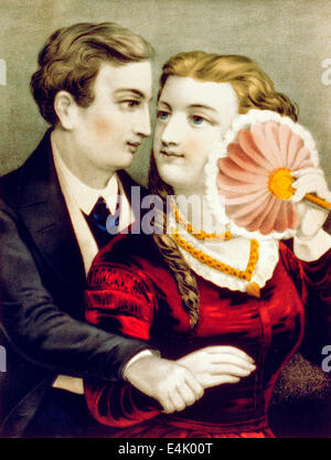 Küss mich schnell! Mann, die Frau von hinten zu umarmen, wie sie Fan bis zu ihrem Gesicht, um 1870 hält Stockfoto