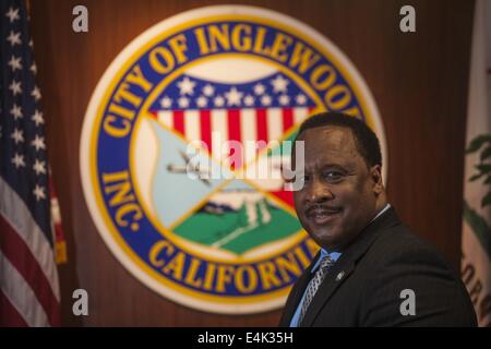 24. Juni 2014 - Los Angeles, Kalifornien, USA - James Butts, Bürgermeister der Stadt von Inglewood. (Kredit-Bild: © Ringo Chiu/ZUMA Draht) Stockfoto