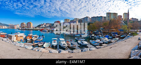 Gemlik Stadt und Gemlik Bucht befindet sich die Northwest Marmarameer, Türkei Stockfoto