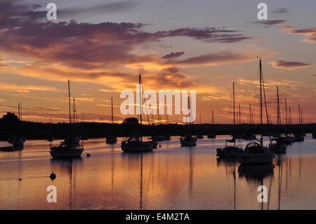 Morgendämmerung am Hullbridge auf dem River Crouch Essex Stockfoto