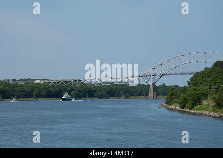 Cape Cod, Massachusetts Atlantic Intracoastal Waterway. Cape Cod Canal, Brücke. Stockfoto