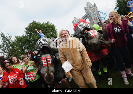 London, UK, UK. 14. Oktober 2009. Sir Richard Branson besucht Fototermin um den Virgin London-Marathon in London starten. © Ferdaus Shamim/ZUMA Draht/Alamy Live-Nachrichten Stockfoto