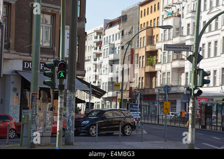 Deutschland, Berlin, Mitte, Ampelmann Kreuzung Schild an der Kreuzung der Hannoversche Straße und Freidrichstrasse. Stockfoto