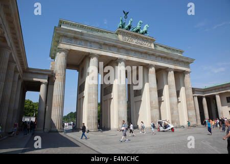 Deutschland, Berlin, Mitte, Brandenburger Tor am Pariser Platz. Stockfoto