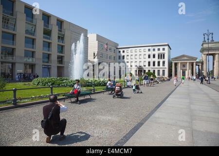 Deutschland, Berlin, Mitte, Brandenburger Tor am Pariser Platz. Stockfoto