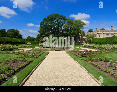 Sudeley Castle, Gloucestershire. Das Queens Garden. Stockfoto