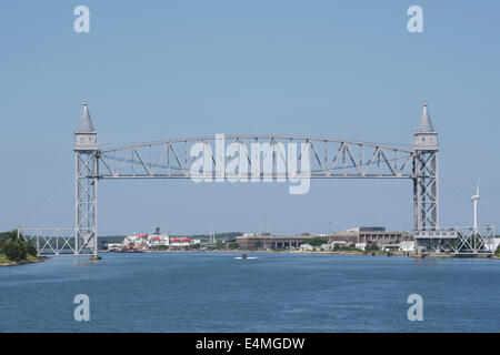 Massachusetts, Bourne, Atlantic Intracoastal Waterway. Cape Cod Canal, Cape Cod Bay Buzzards Bay verbinden. Stockfoto