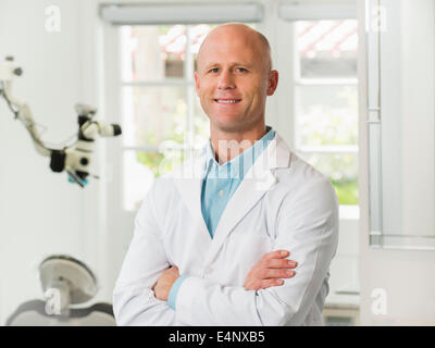 Porträt von Zahnarzt Stockfoto
