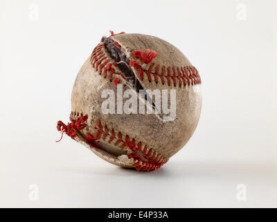 Zerrissene & zerrissenen Baseball Stockfoto