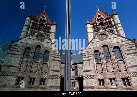 Trinity Church, Boston, spiegelt sich in der Hancock Building Stockfoto