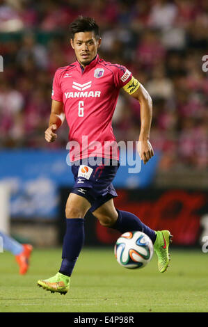 KINCHO Stadion, Osaka, Japan. 15. Juli 2014. Hotaru Yamaguchi (Cerezo), 15. Juli 2014 - Fußball /Soccer: 2014 J.LEAGUE 1.Division zwischen Cerezo Osaka 1-2 Kawasaki Frontale im KINCHO Stadium, Osaka, Japan. © AFLO/Alamy Live-Nachrichten Stockfoto