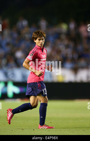 KINCHO Stadion, Osaka, Japan. 15. Juli 2014. Takumi Minamino (Cerezo), 15. Juli 2014 - Fußball /Soccer: 2014 J.LEAGUE 1.Division zwischen Cerezo Osaka 1-2 Kawasaki Frontale im KINCHO Stadium, Osaka, Japan. © AFLO/Alamy Live-Nachrichten Stockfoto