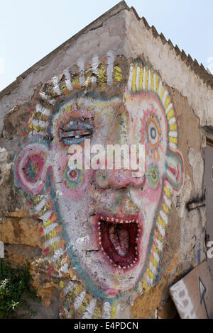 Das Gesicht mit offenem Mund an der Ecke eines Gebäudes, Wandgemälde in der Altstadt, Palermo, Provinz von Palermo, Sizilien, Italien Stockfoto