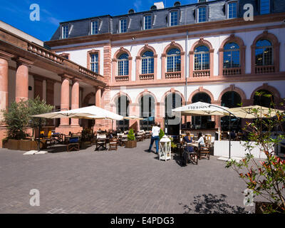 Das Palais Thurn Und Taxis, Palaisquartier, Thurn-Und-Taxis-Platz, Frankfurt Am Main, Hessen, Deutschland Stockfoto