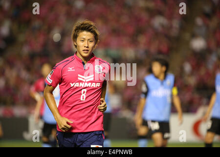 Yoichiro Kakitani (Cerezo), 15. Juli 2014 - Fußball /Soccer: 2014 J.LEAGUE 1.Division zwischen Cerezo Osaka 1-2 Kawasaki Frontale im KINCHO Stadium, Osaka, Japan. (Foto von Kenzaburo Matsuoka/AFLO) Stockfoto