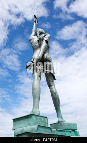 Verity von Damien Hirst bei Ilfracombe Pier Nord-Devon England UK Stockfoto