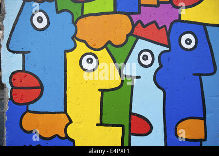 Hellen Berlin Wandbild von Thierry Noir Stockfoto