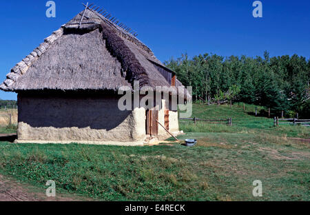 Reetdach-Scheune, Ukrainian Cultural Heritage Center, Edmonton, Alberta Stockfoto