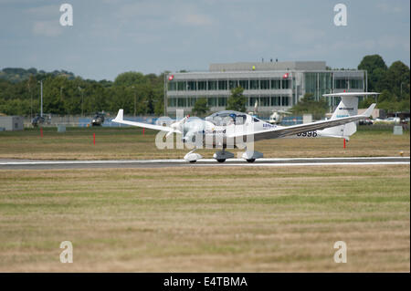 Diamond Aircraft Industries Diamond HK-36 E Star, Hybrid Flugzeuge auf der Farnborough Airshow 2014 Stockfoto