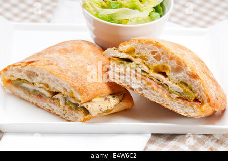 Italienische Ciabatta Panini Sandwich Huhn Stockfoto