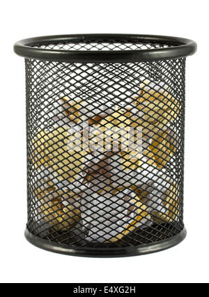 Bin mit zerknittertes Papier schwarz Stockfoto