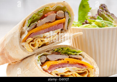 frische Club Sandwich Pita-Brötchen Stockfoto