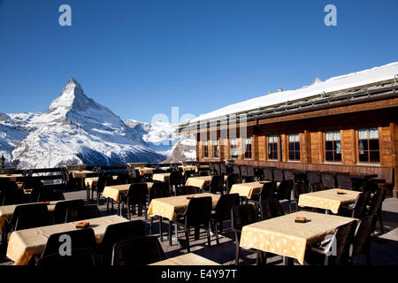 Restaurant auf dem Gipfel des Berges Stockfoto