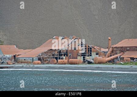 Stromness ist eine ehemalige Walfangstation an der nördlichen Küste von South Georgia Island im Südatlantik. Es war das Ziel Stockfoto