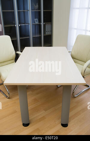 Tisch und Stühle Stockfoto