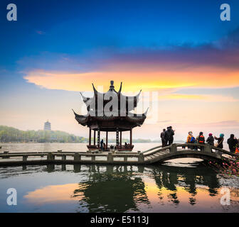 Hangzhou im Sonnenuntergang Stockfoto