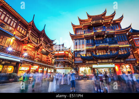 schöne shanghai Yuyuan-Garten in der Nacht Stockfoto