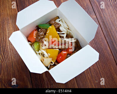 Rindfleisch-Slice und Udon-Nudeln Stockfoto
