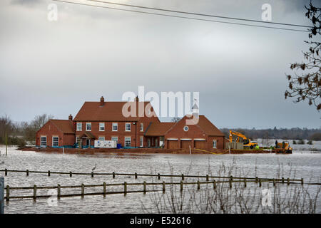 Färber-Farm - der Heimat zuhause Sam Notaro welche He erfolgreich vom Hochwasser im Dorf Moorlandschaften auf dem Somers verteidigt Stockfoto