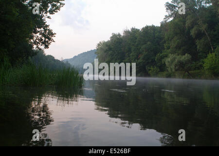 Landschaftsblick auf den Fluss Siwerskyj Donez Stockfoto