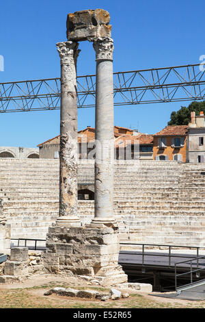 Ruinen des Theaters von Arles in der Provence, Frankreich. Stockfoto