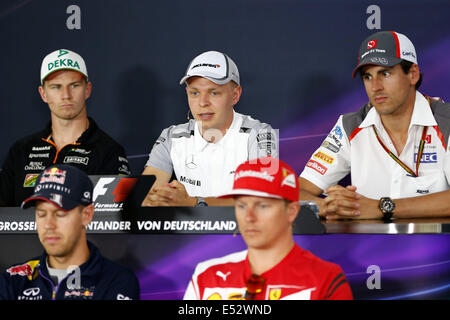 Hockenheim, Deutschland. 18. Juli 2014. Motorsport: FIA Formel 1 Weltmeisterschaft 2014, Grand Prix von Deutschland, #27 Nico Hülkenberg (GER, Sahara Force India F1 Team), #20 Kevin Magnussen (Höhle, McLaren-Mercedes), #99 Adrian Sutil (GER, Sauber F1 Team), Credit: Dpa picture-Alliance/Alamy Live News Stockfoto