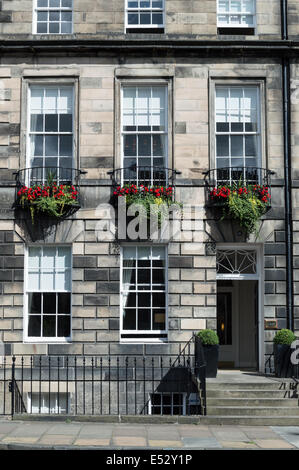 Außenseite des Gebäudes in Neustadt Abercromby Place, Edinburgh Stockfoto