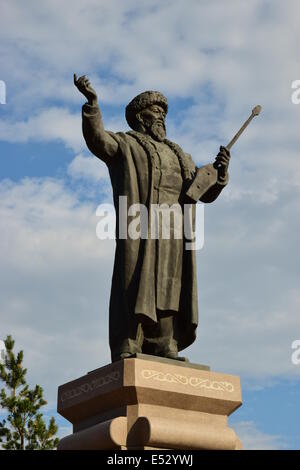 Denkmal für den großen kasachischen Dichter und Barde Zhambyl - in Astana / Kasachstan Stockfoto