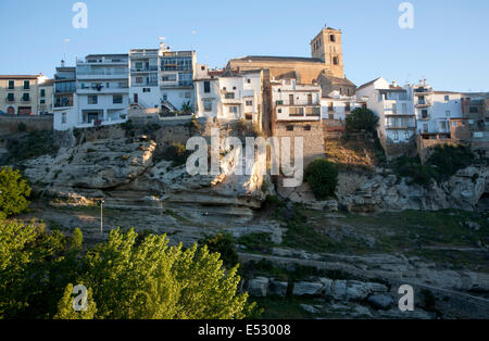 Fluss Tajo Schlucht Kalksteinfelsen, Alhama de Granada, Spanien Stockfoto