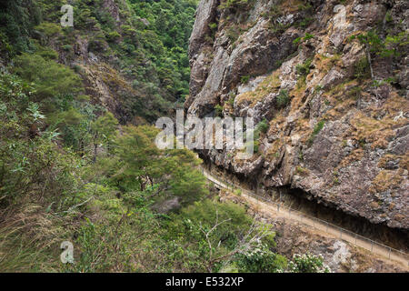 Schmale Passage in der Schlucht Stockfoto