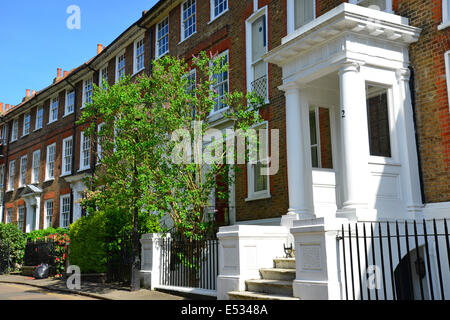 Georgische Terrasse beherbergt, Sion Reihe, Twickenham, London Borough of Richmond upon Thames, Greater London, England, Vereinigtes Königreich Stockfoto