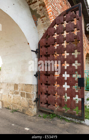 Flap Gates, alte russische Festung in Zaraysk Stockfoto